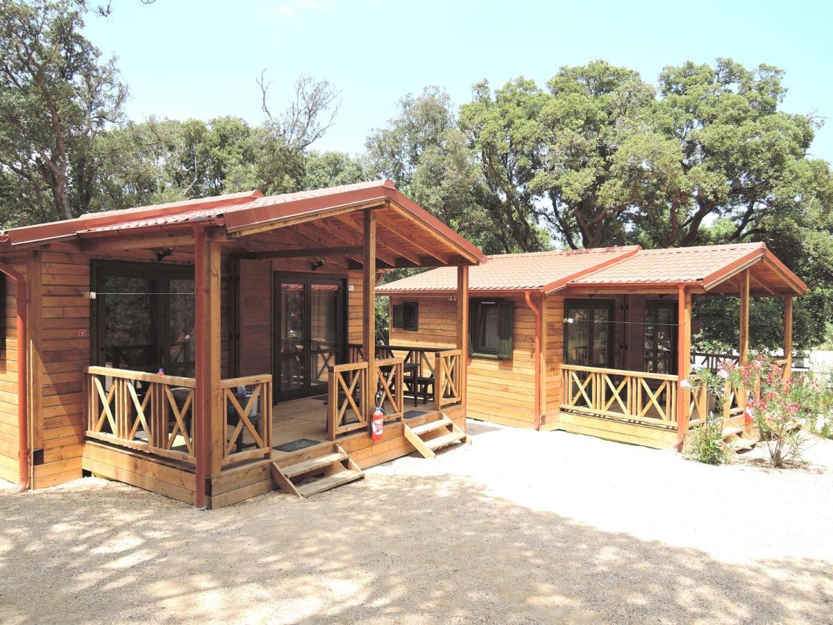 Feriendorf La Mora Calvi  Zewnętrze zdjęcie