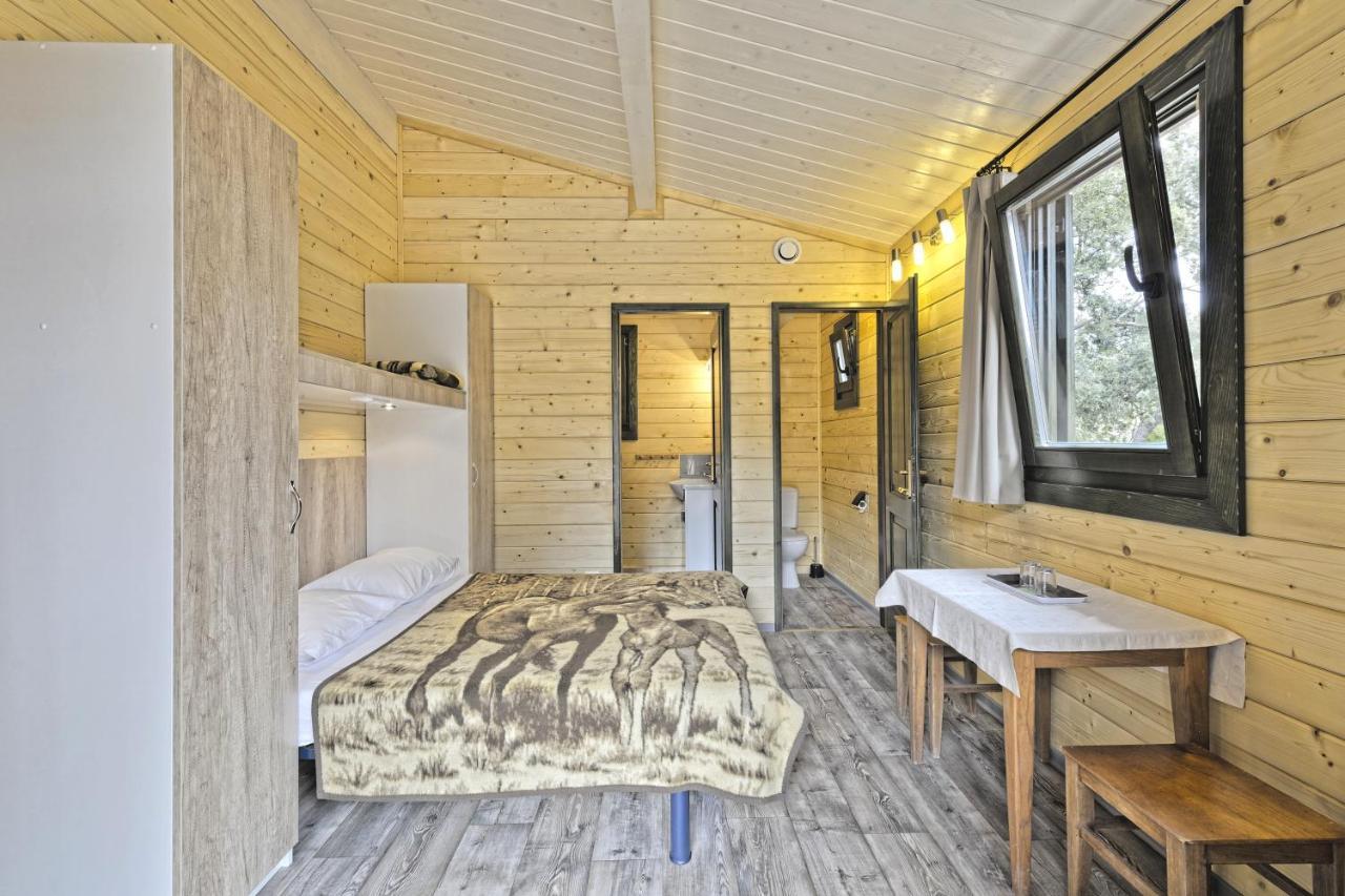 Feriendorf La Mora Calvi  Zewnętrze zdjęcie