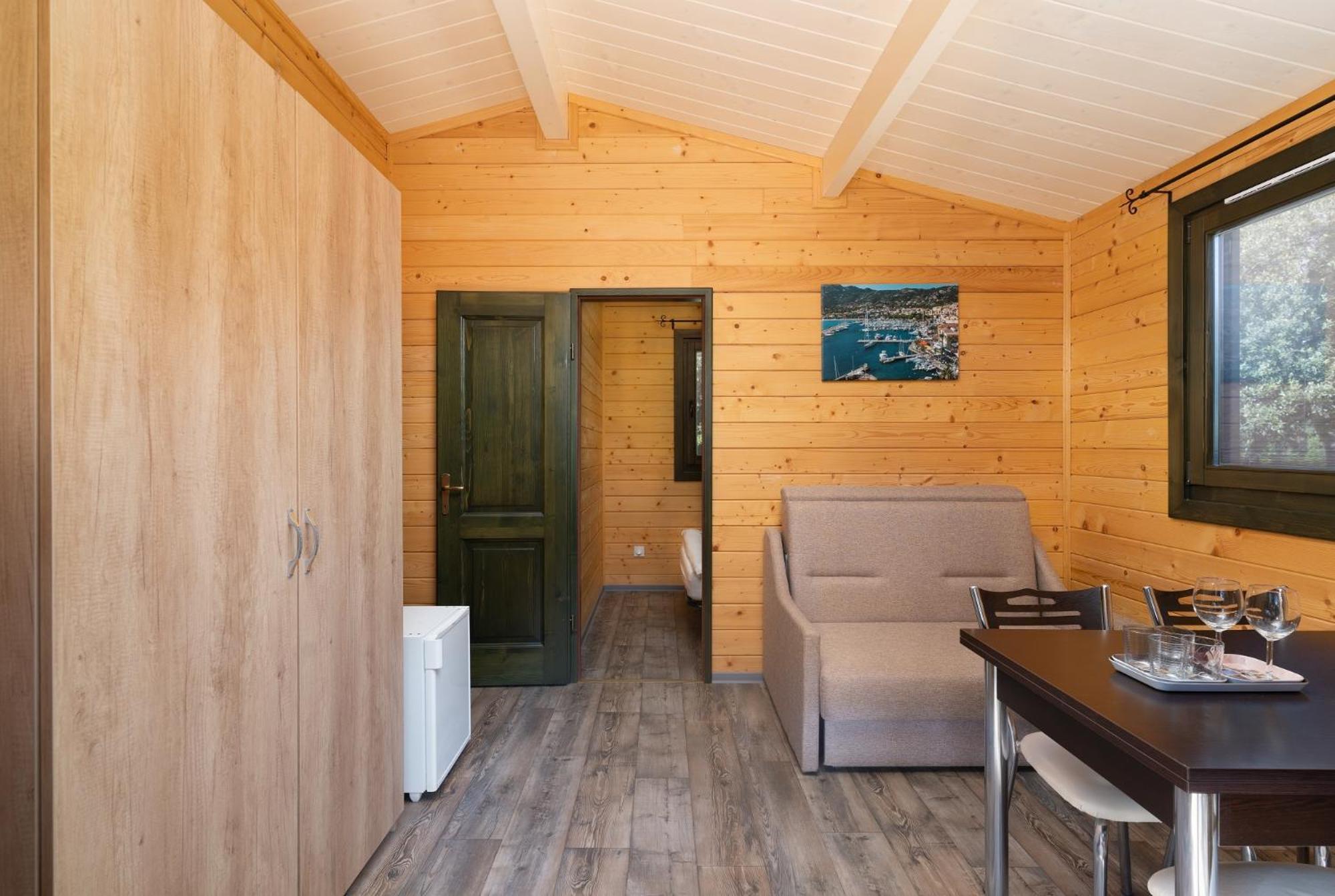 Feriendorf La Mora Calvi  Zewnętrze zdjęcie