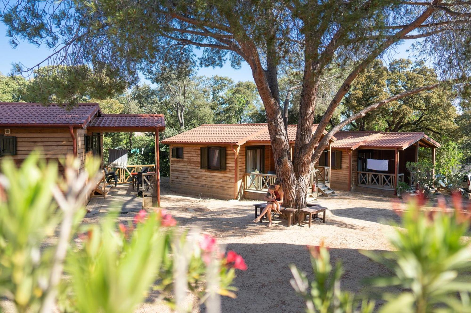 Feriendorf La Mora Calvi  Zewnętrze zdjęcie
